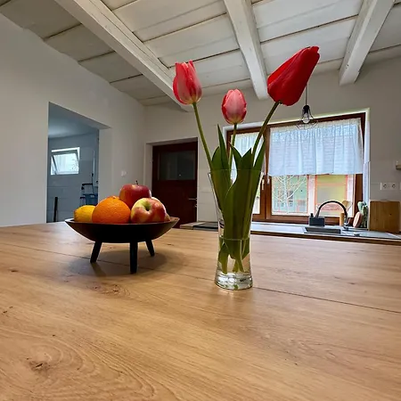Sarffy Vendeghaz Apartment Szoce